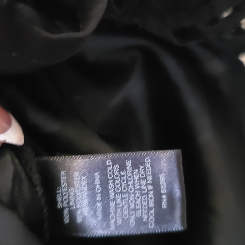 EXPRESS  black skirt. Sz 12 - Picture 6 of 6